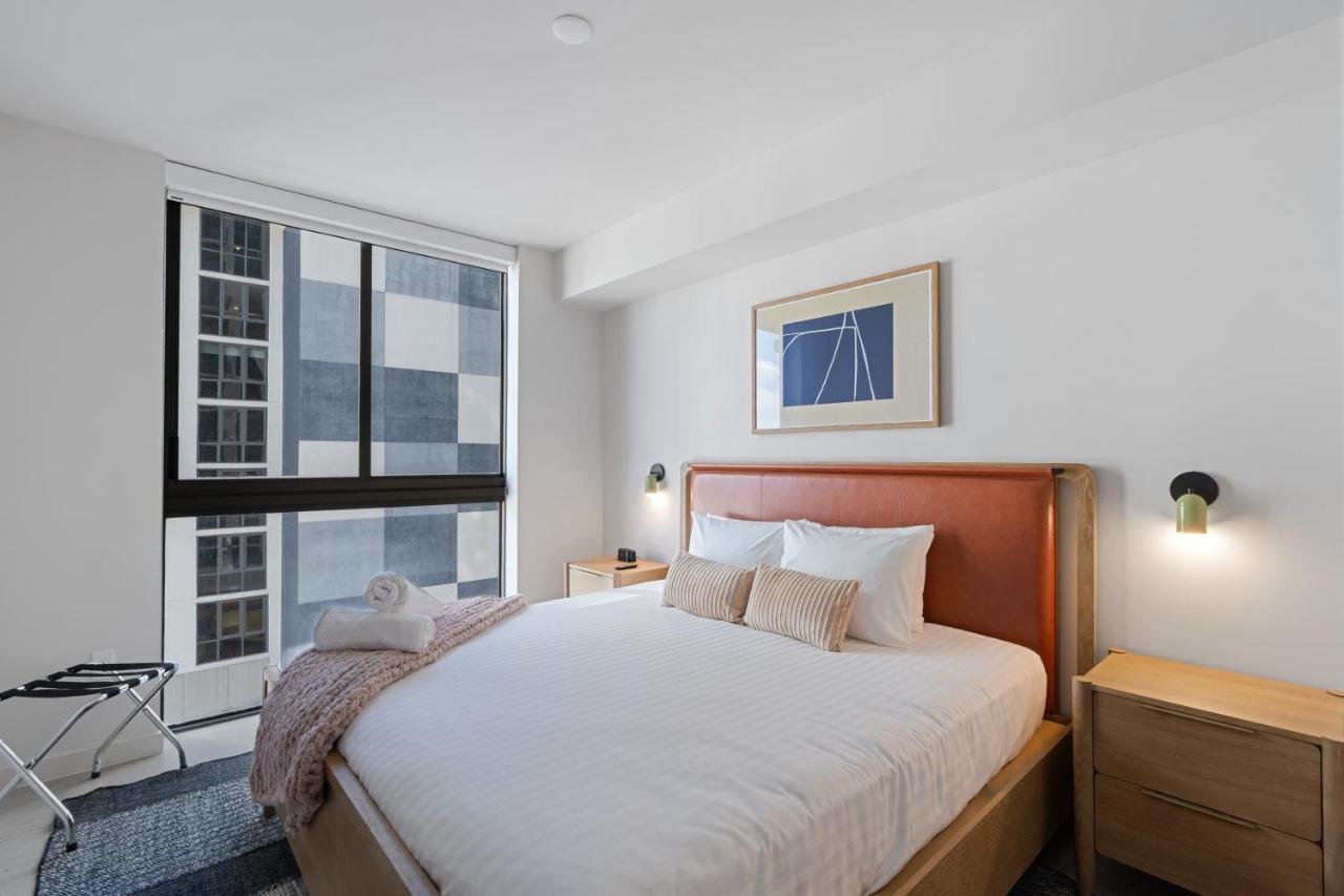 Downtown Miami Condo - Near Bayside - 2