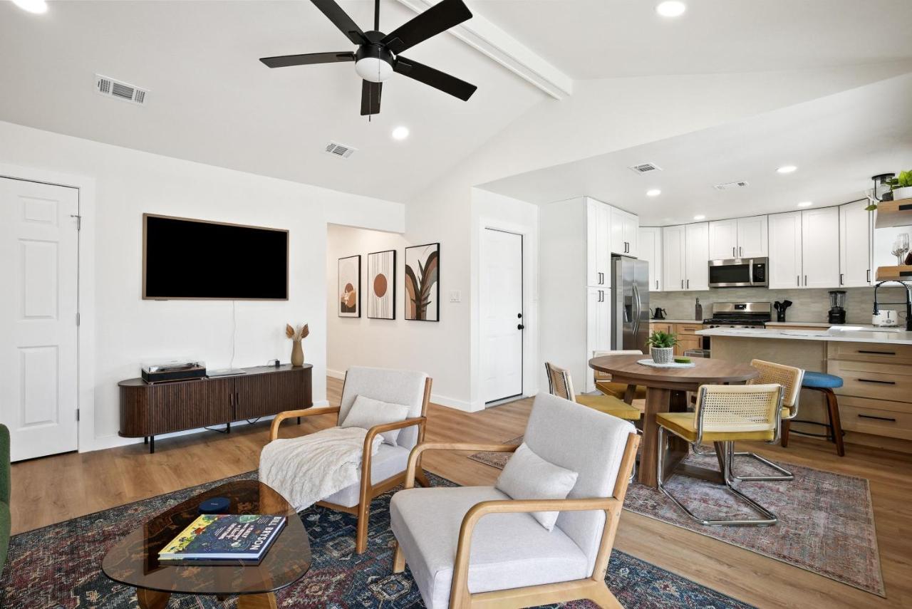Cozy Austin Retreat - Mins to Q2 & The Domain - 5