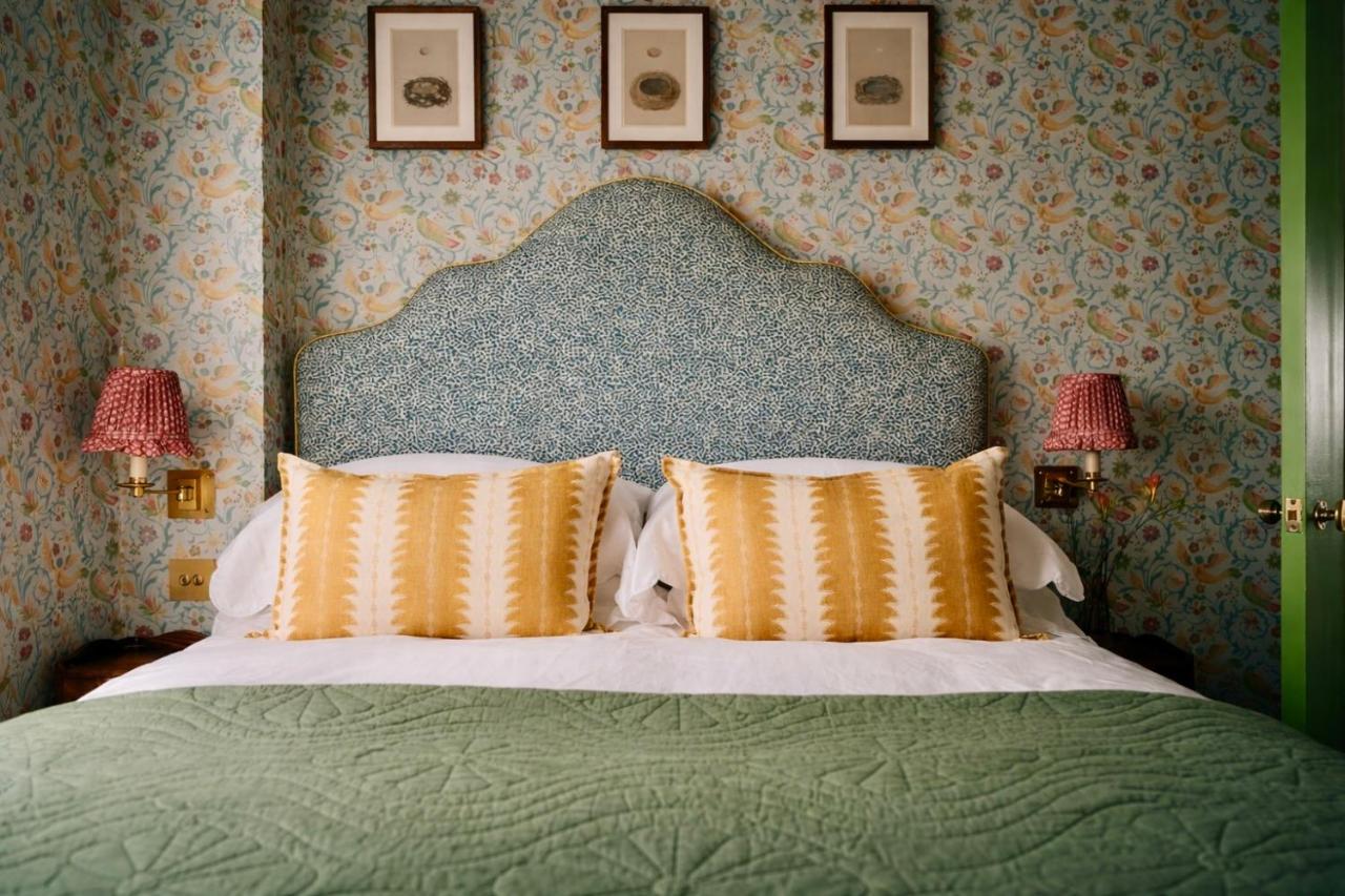 Alice Nest London Boutique Apartment Featured in Homes and Gardens - 4