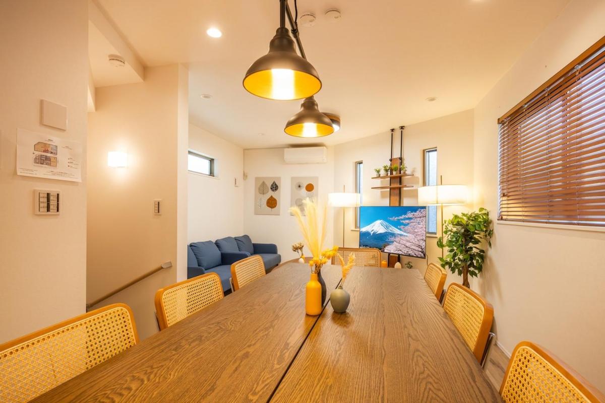 6 mins from Skytree, 4 minutes on foot from the station, free parking, maximum 8 people, newly built - 5
