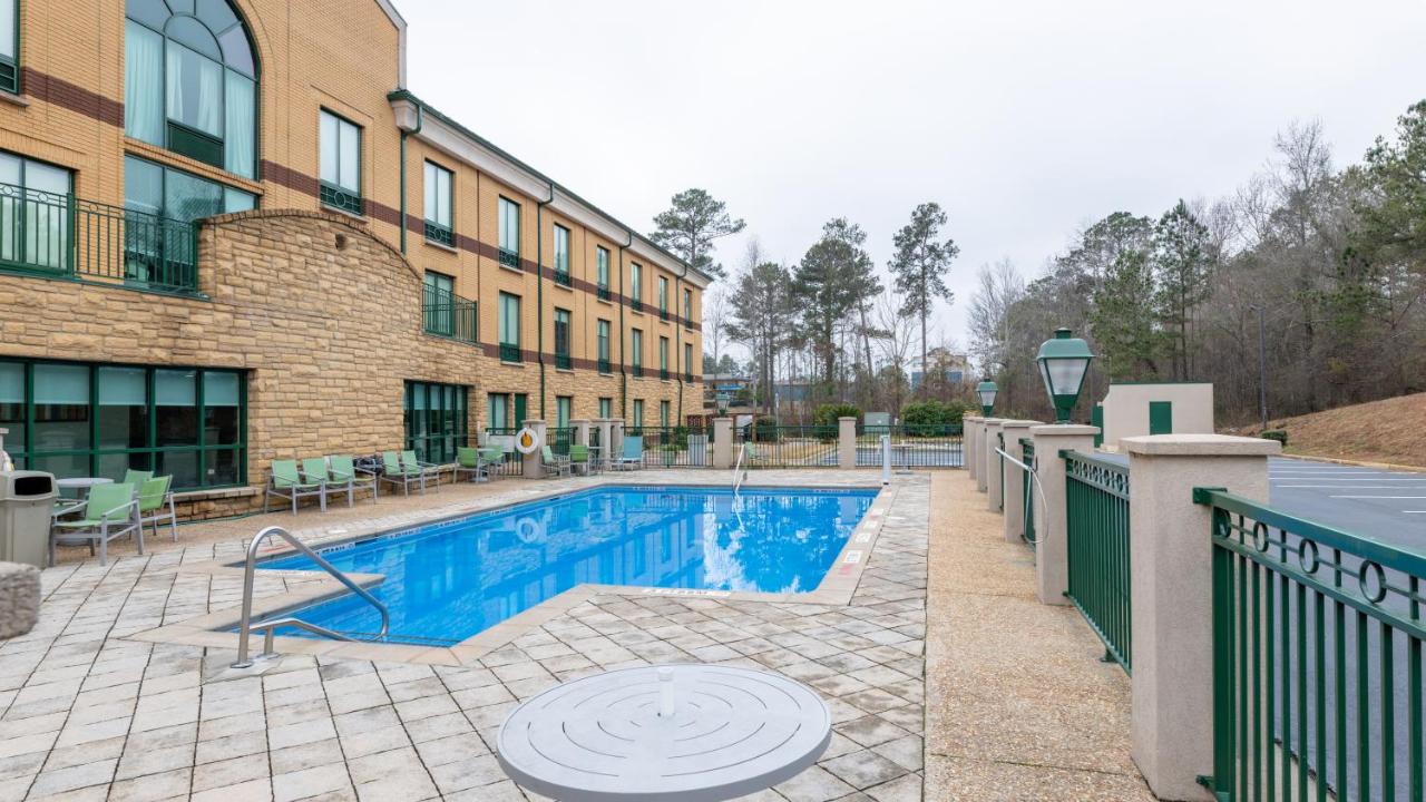 Holiday Inn Express & Suites Macon — photo 3