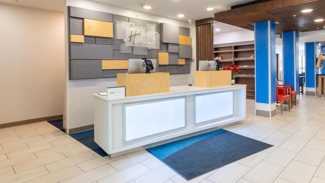 Holiday Inn Express & Suites Macon — photo 4