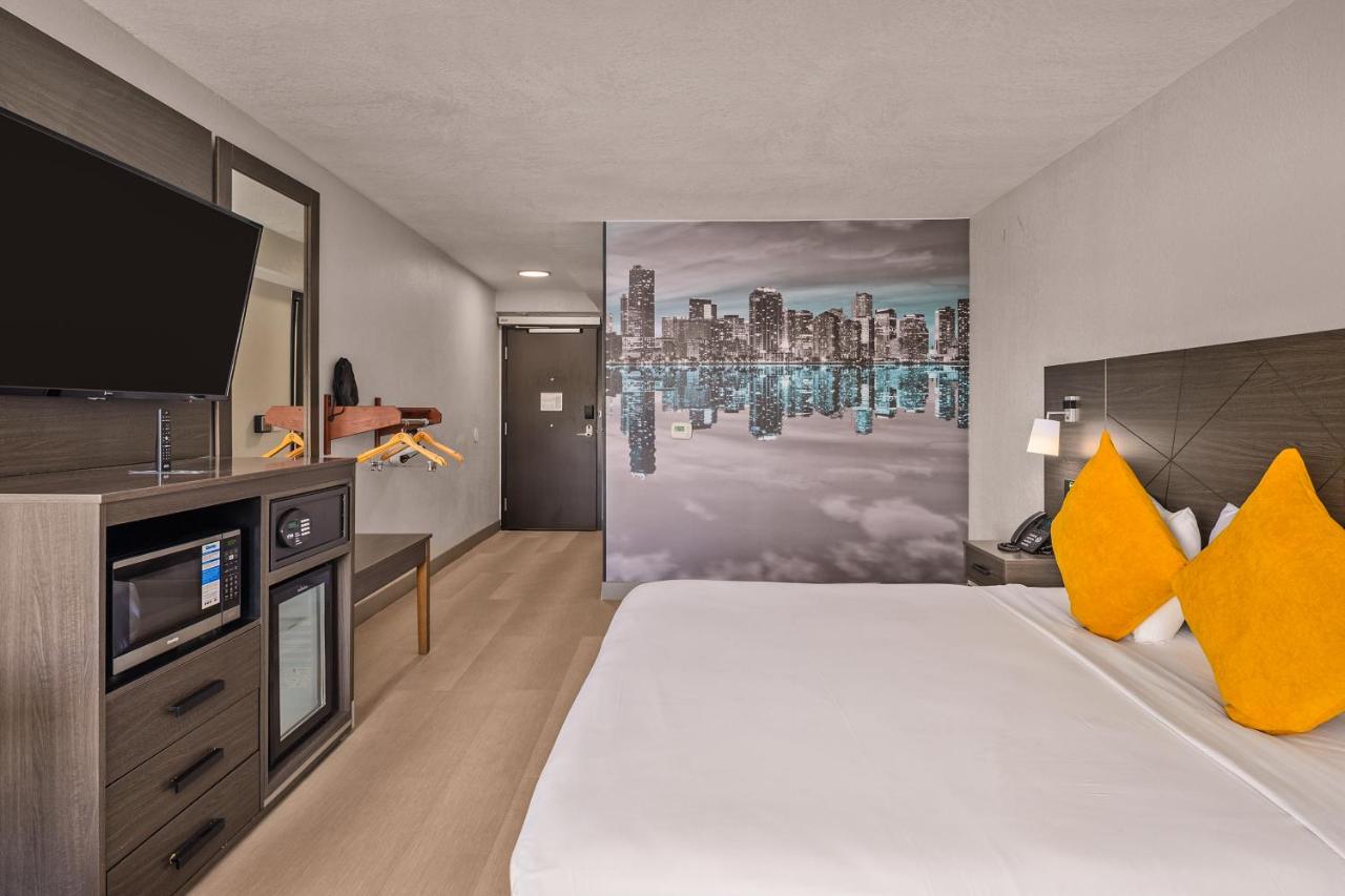 B&B Hotel Miami Airport — photo 22