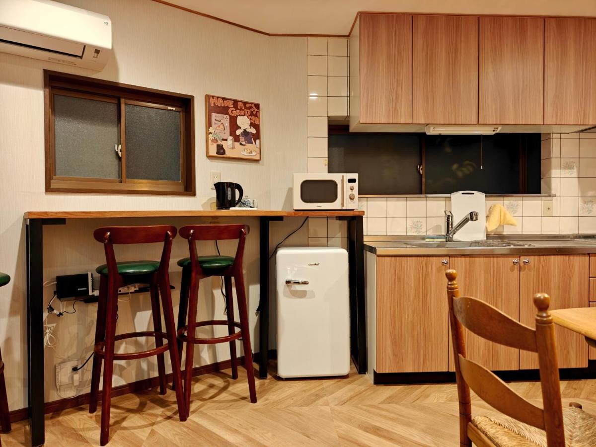 Funyado,Spacious 5BR Home,2 Bathrooms,3 Toilets,Private Garage,Direct KIX,Near USJ,Umeda & Foodie Hub - 4