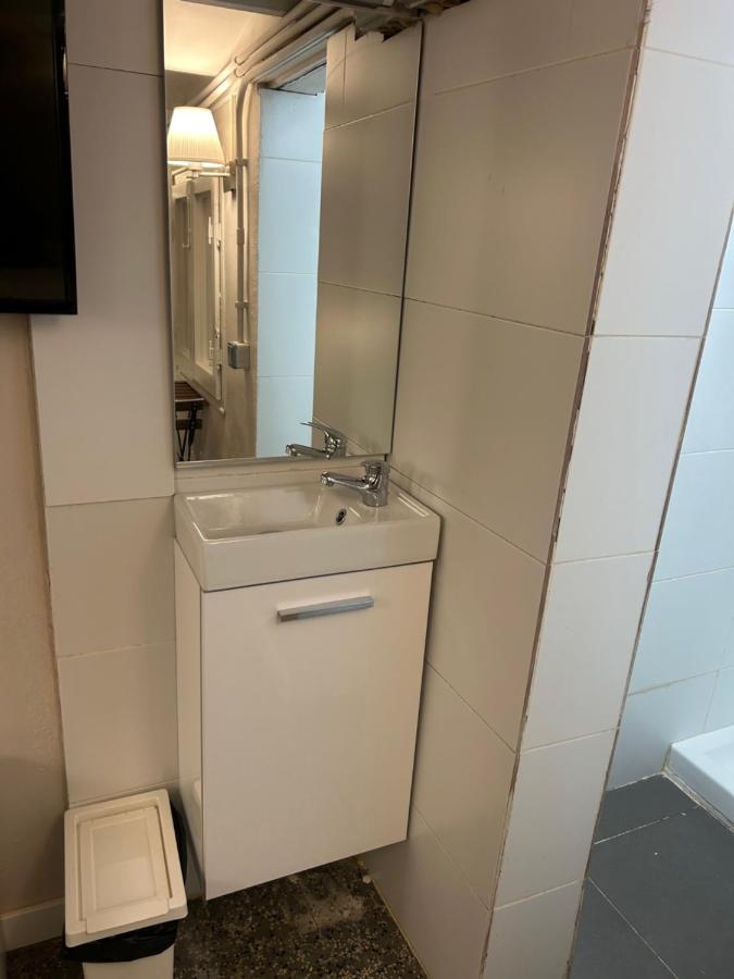 Hostalin Barcelona Gran Via - 3