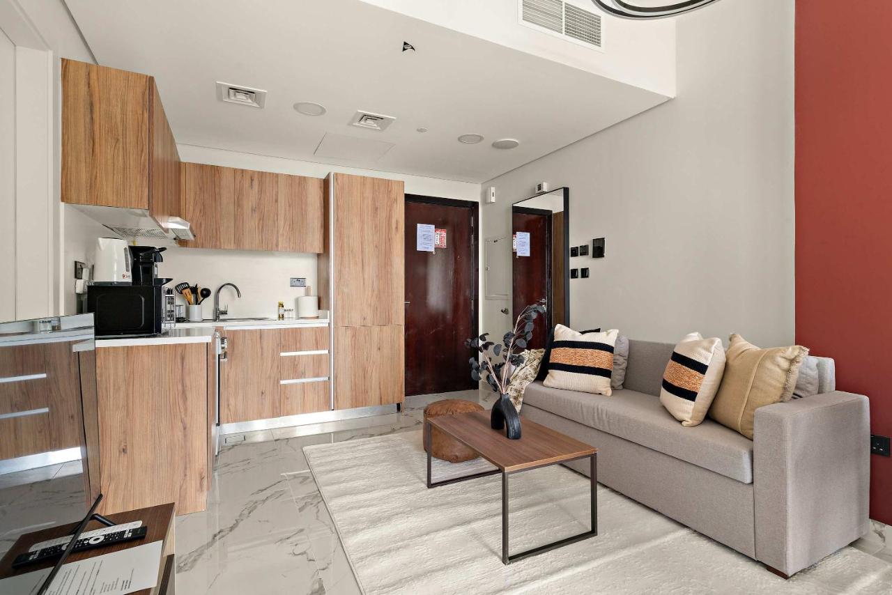 Silkhaus Vacation Homes City View 1BDR In Maryah Vista Tower - 4