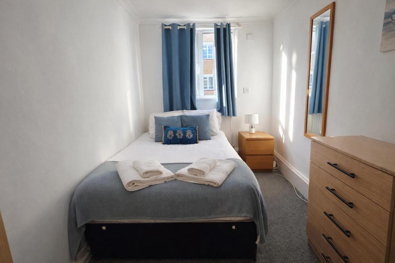 Edgware road apartment - Sleep 6 - 5