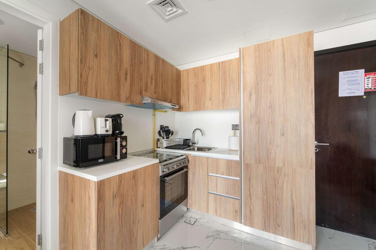 Silkhaus Vacation Homes Upscale 1BR in Maryah Island Nearby Canal - 4