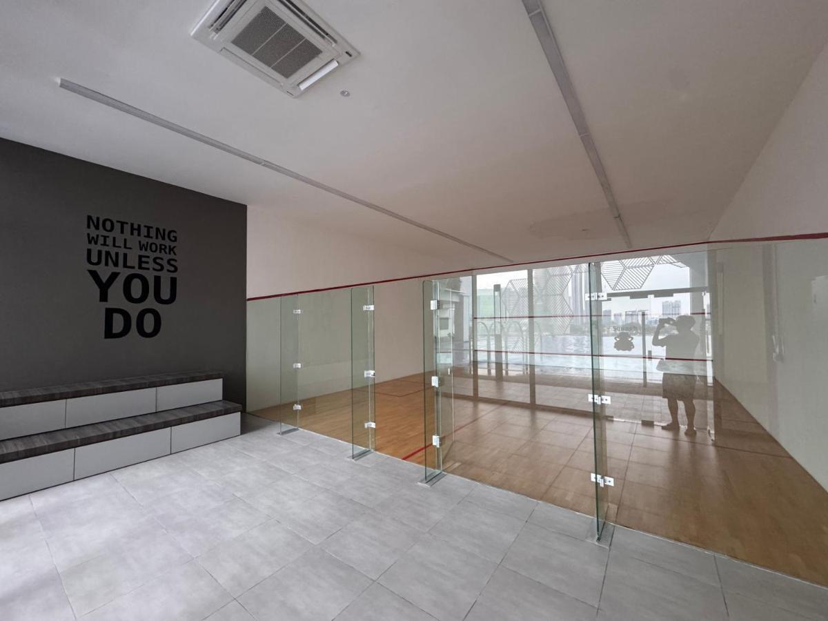 Space Residency Budget-Friendly Stay near KSL Mall - 2