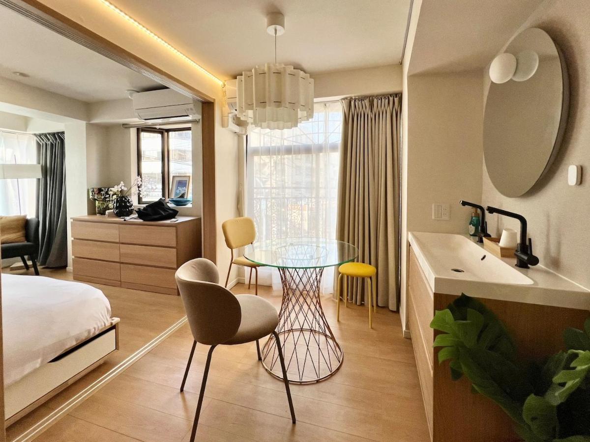 Super Lux new 2 bedroom Suite Mboa Center Tokyo Max 6