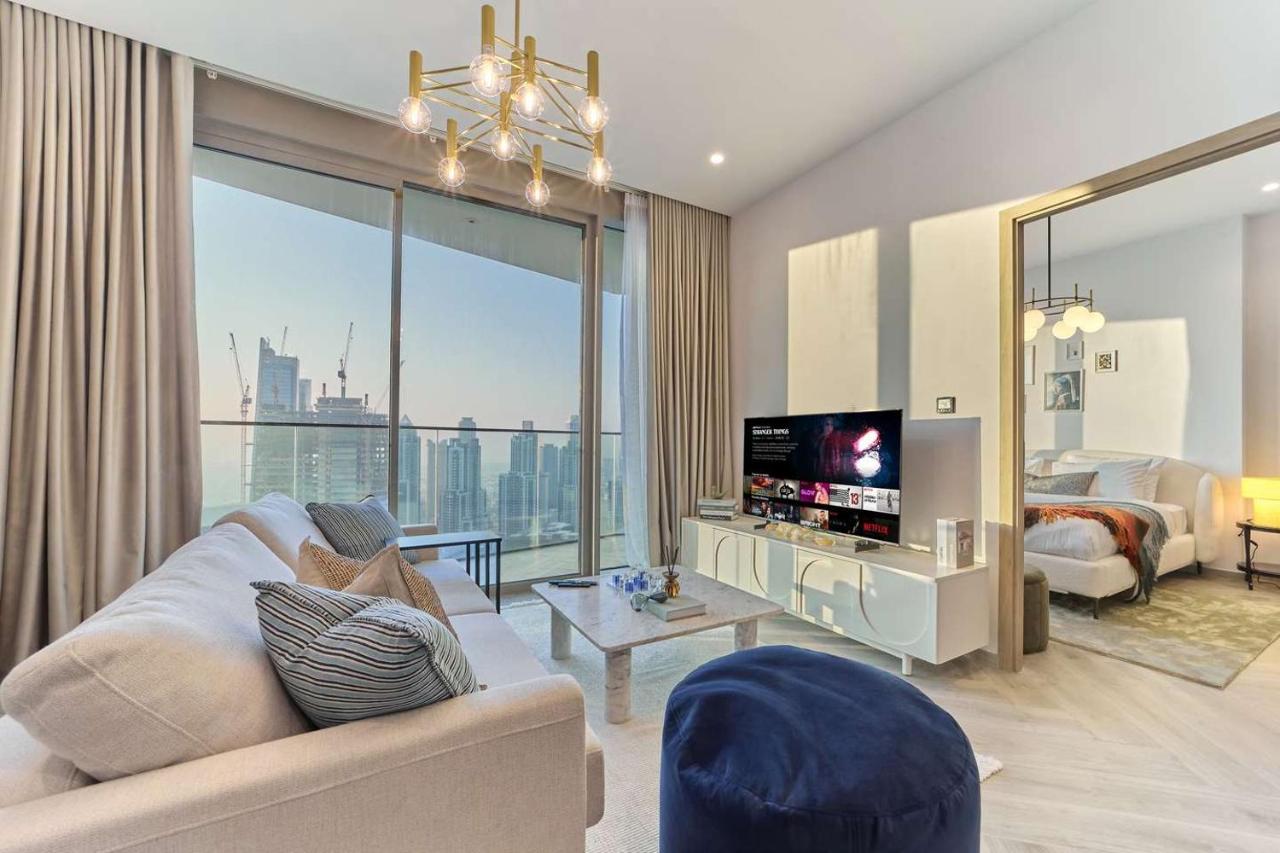 High Floor 1BR Burj View Apartment by fam Living