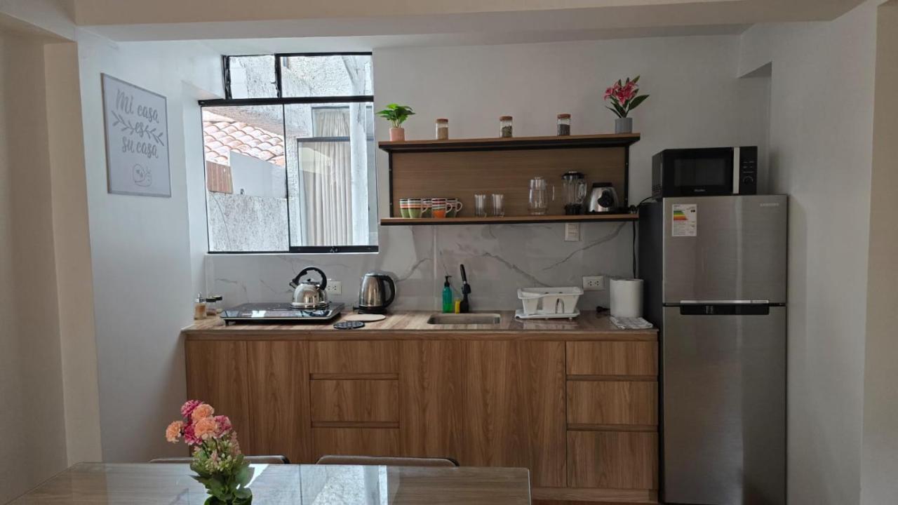 janice house - 4