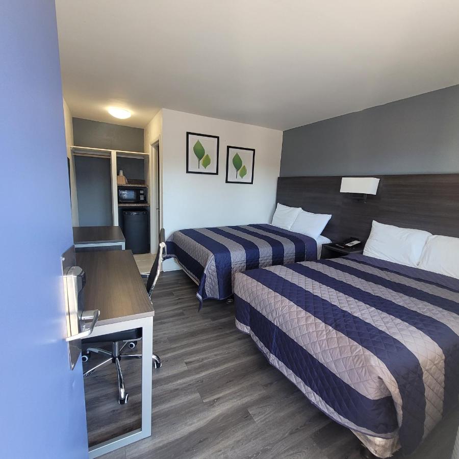 Budget Inn — photo 1