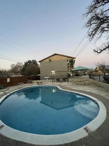 Sky Inn — photo 3