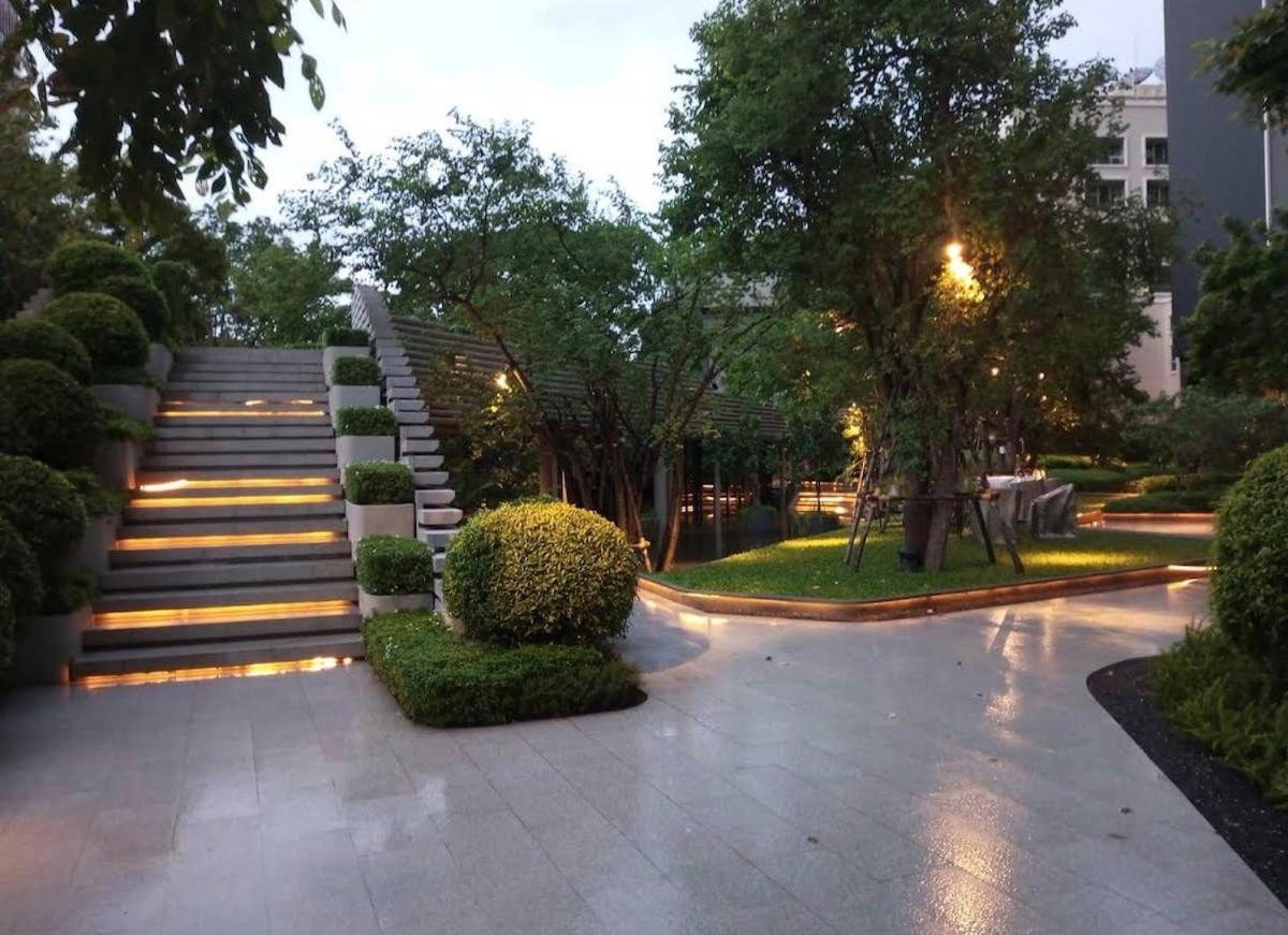 Private Skyview Apartment in Heart of Thonglor - 4