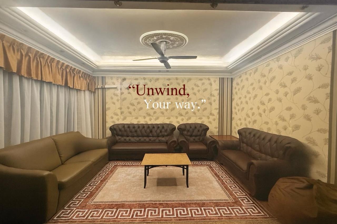 Near Southkey, Easy CIQ Access,Game Floor,JB House - 4