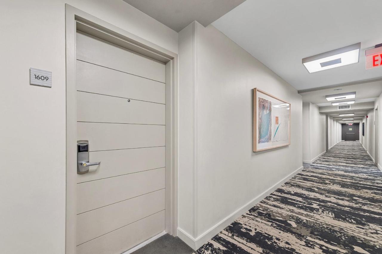 Arya Hotel & Suites - 2