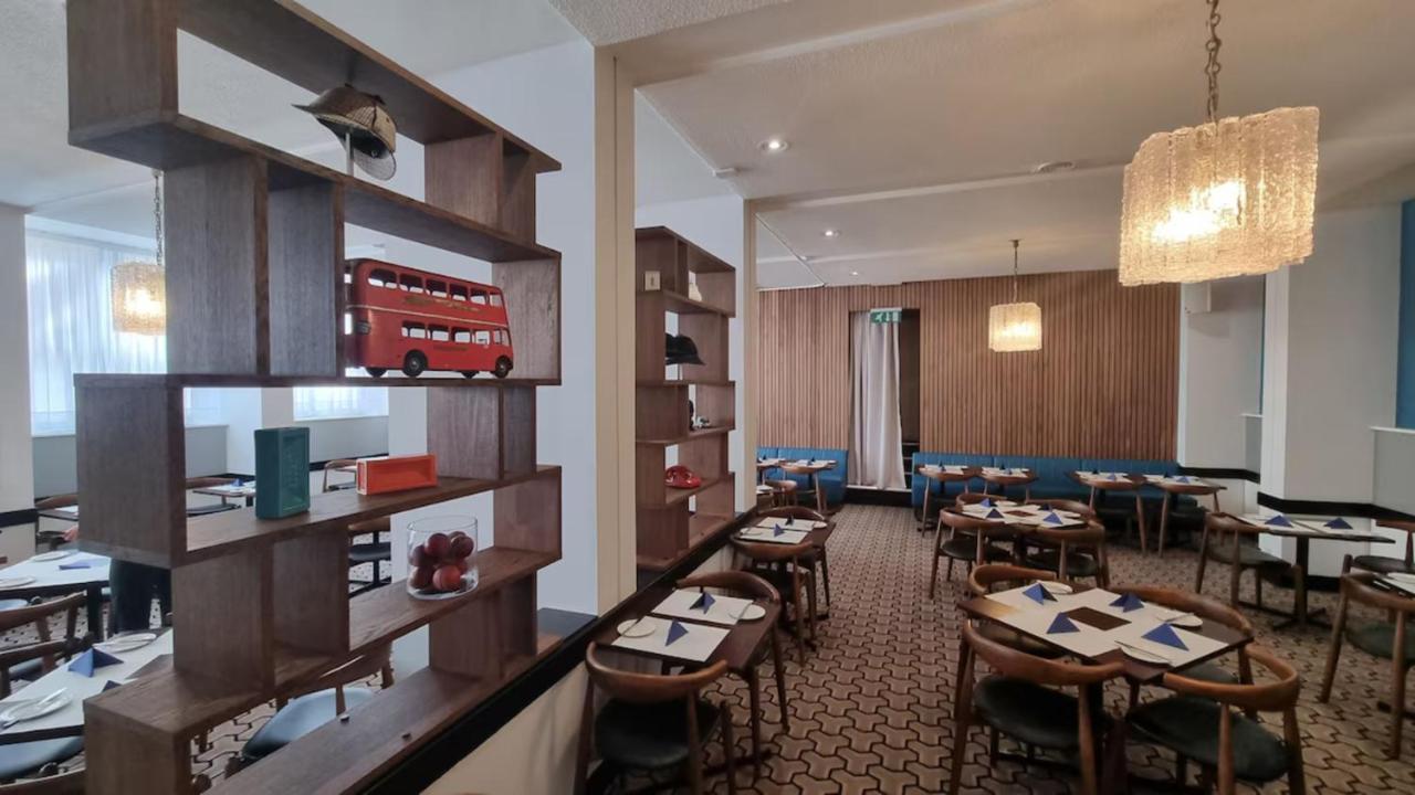 Lancaster Hall Hotel - 3