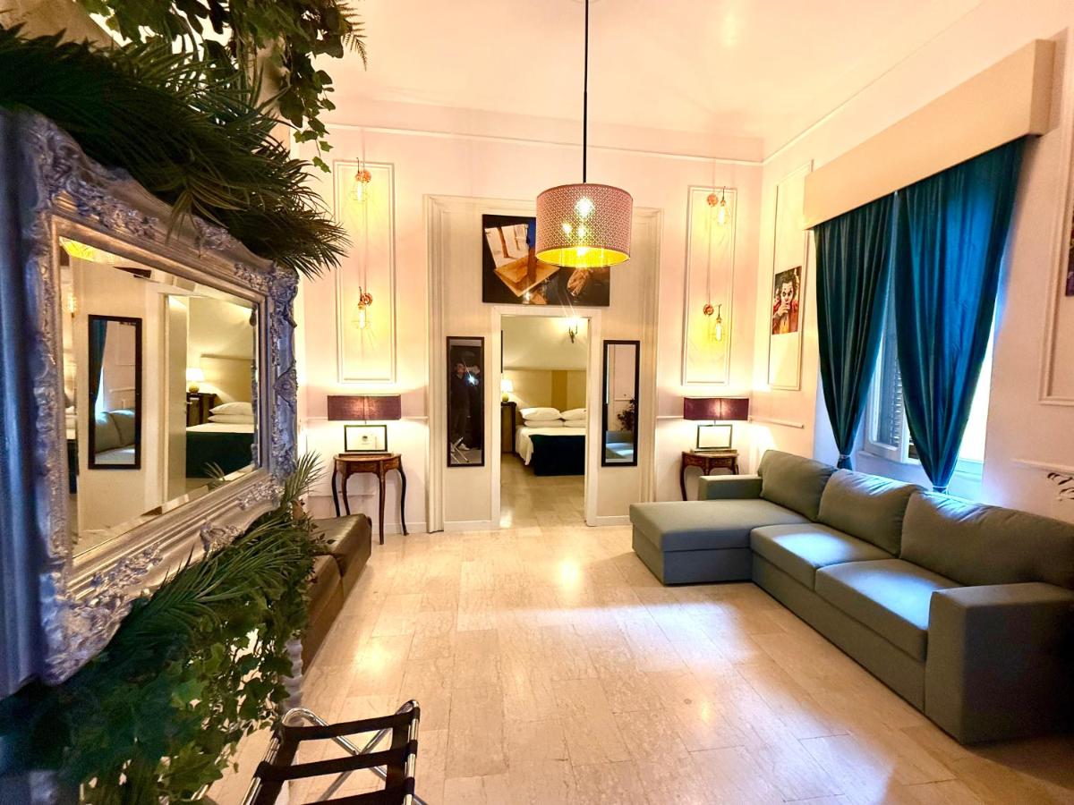 Madame Sofia Exclusive Collection Spanish Steps - HOME Apartment-Suites - 5