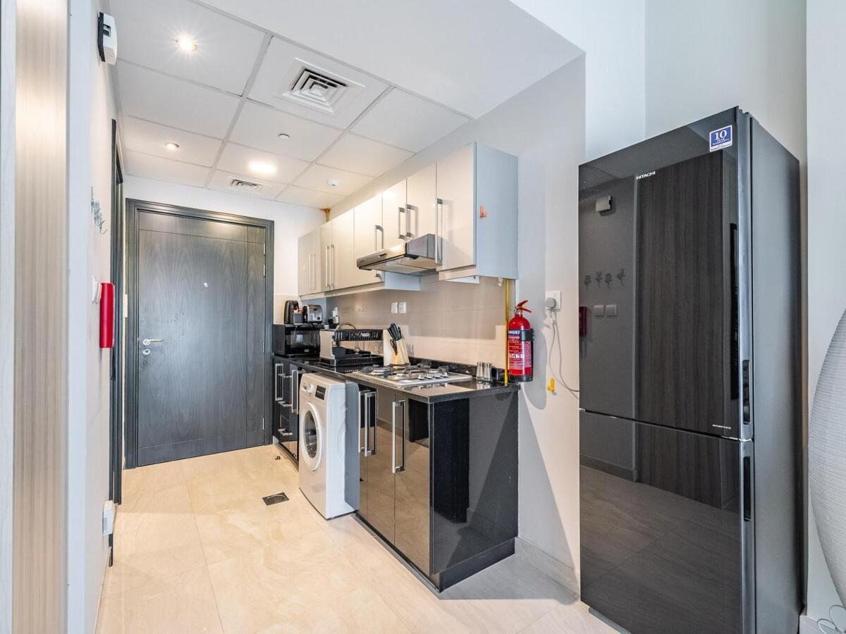 Charming Studio Escape With Unobstructed City View - 2