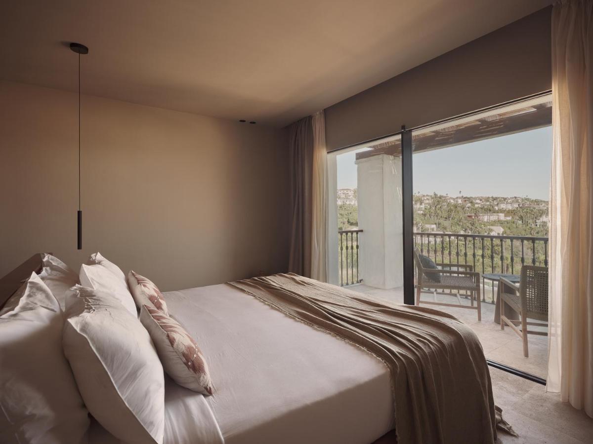 Deluxe Suite Garden View