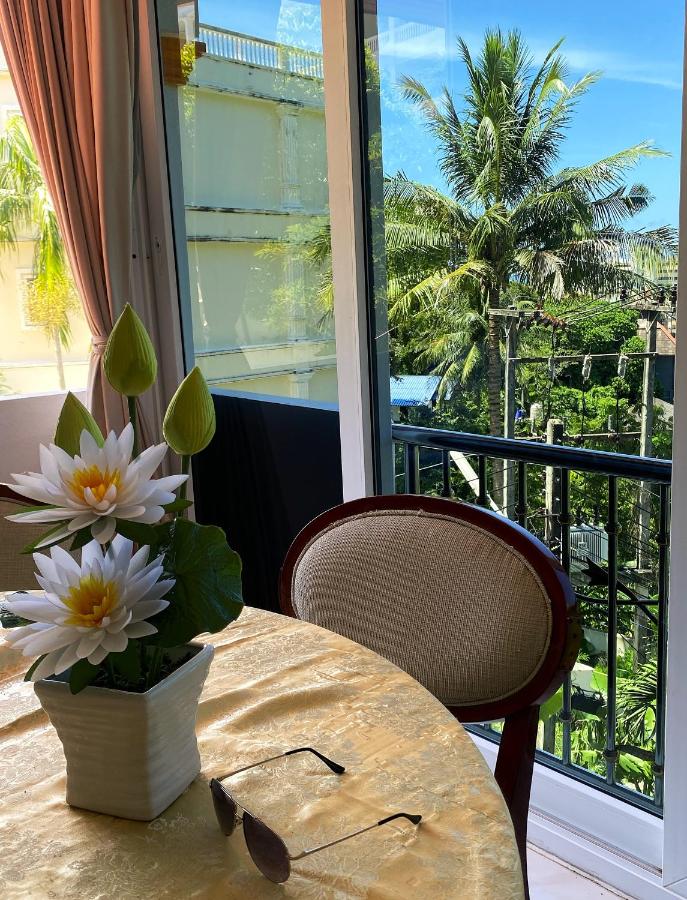 BOUTIQUE-VILLA with Suites & Rooms - 5