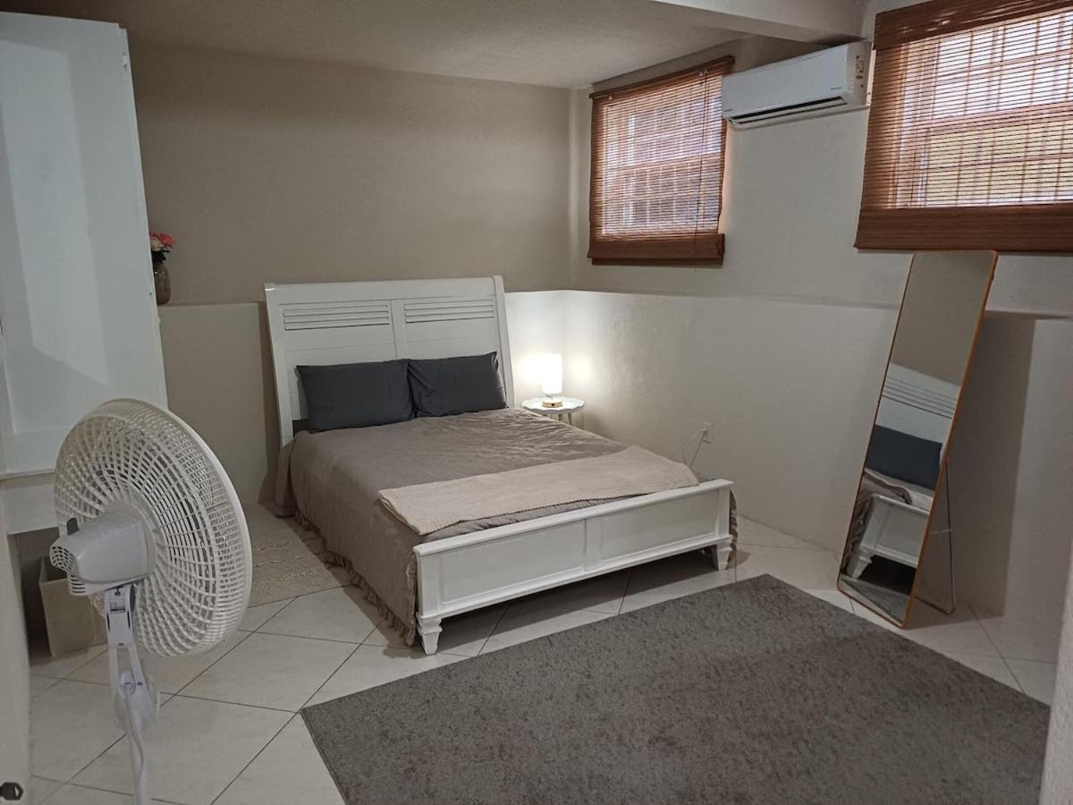 Cozy holiday flat near Crystal Cove beach - 3