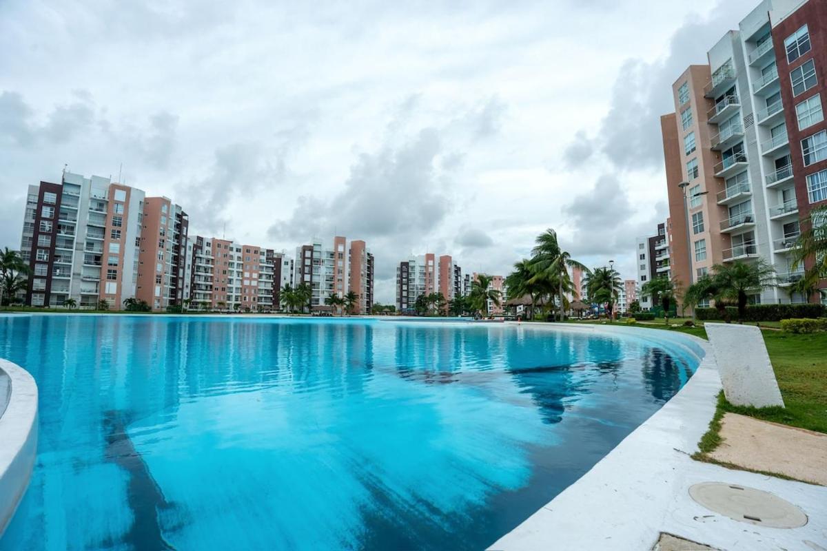 DR03 Modern Apartment with a View of the Lagoon