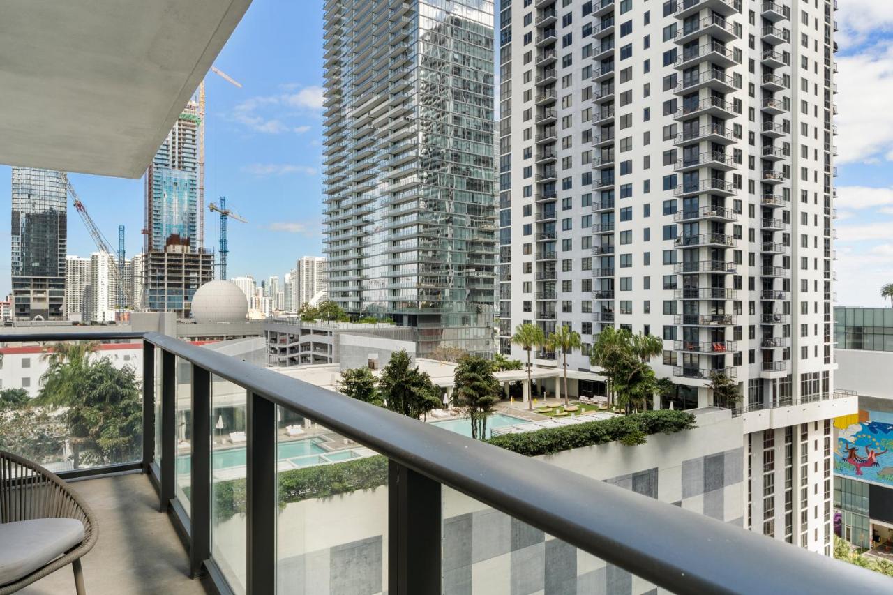 Central Downtown Miami Condo Featuring Rooftop Pool - 4