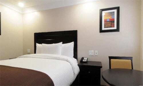 Raincross Hotel Riverside — photo 9