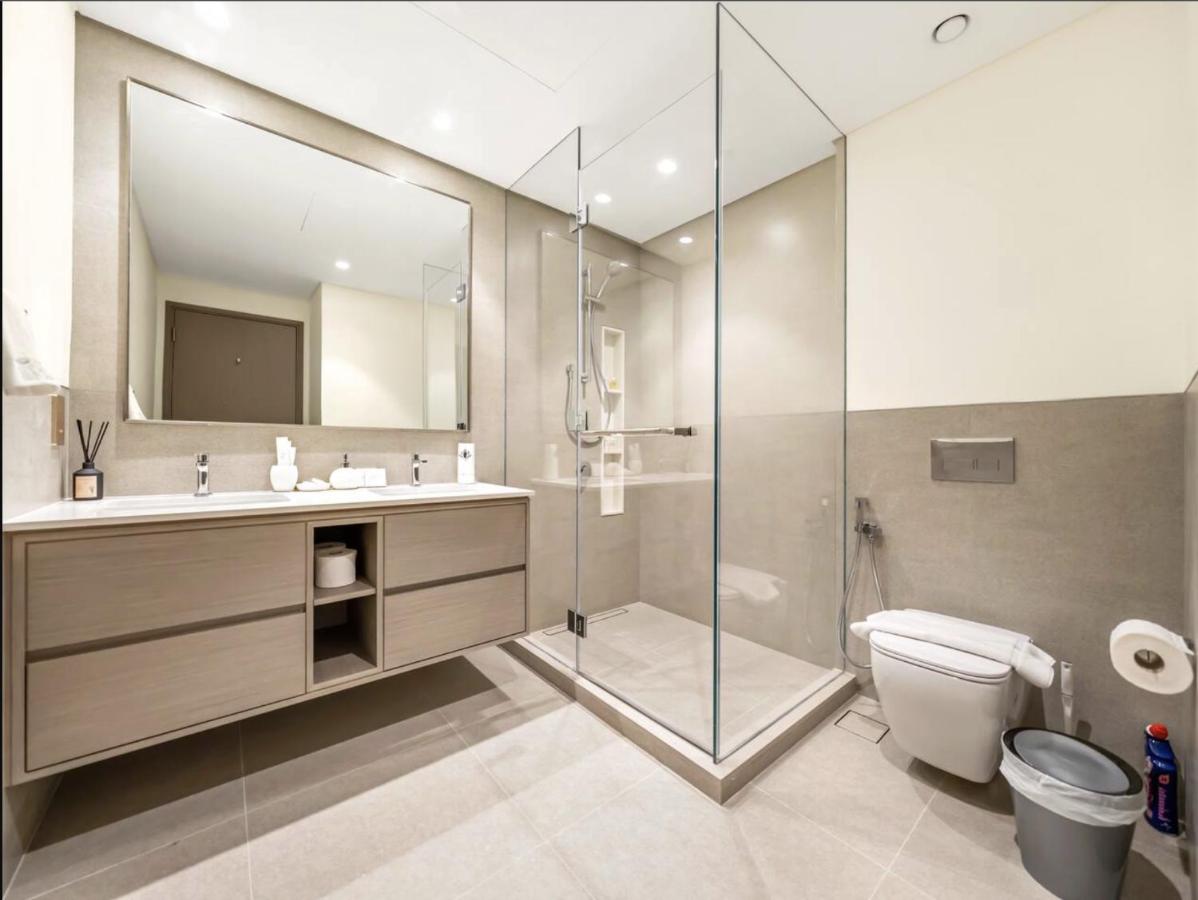 Luxury Apartment in Burj Vista with Burj Khalifa View - 3