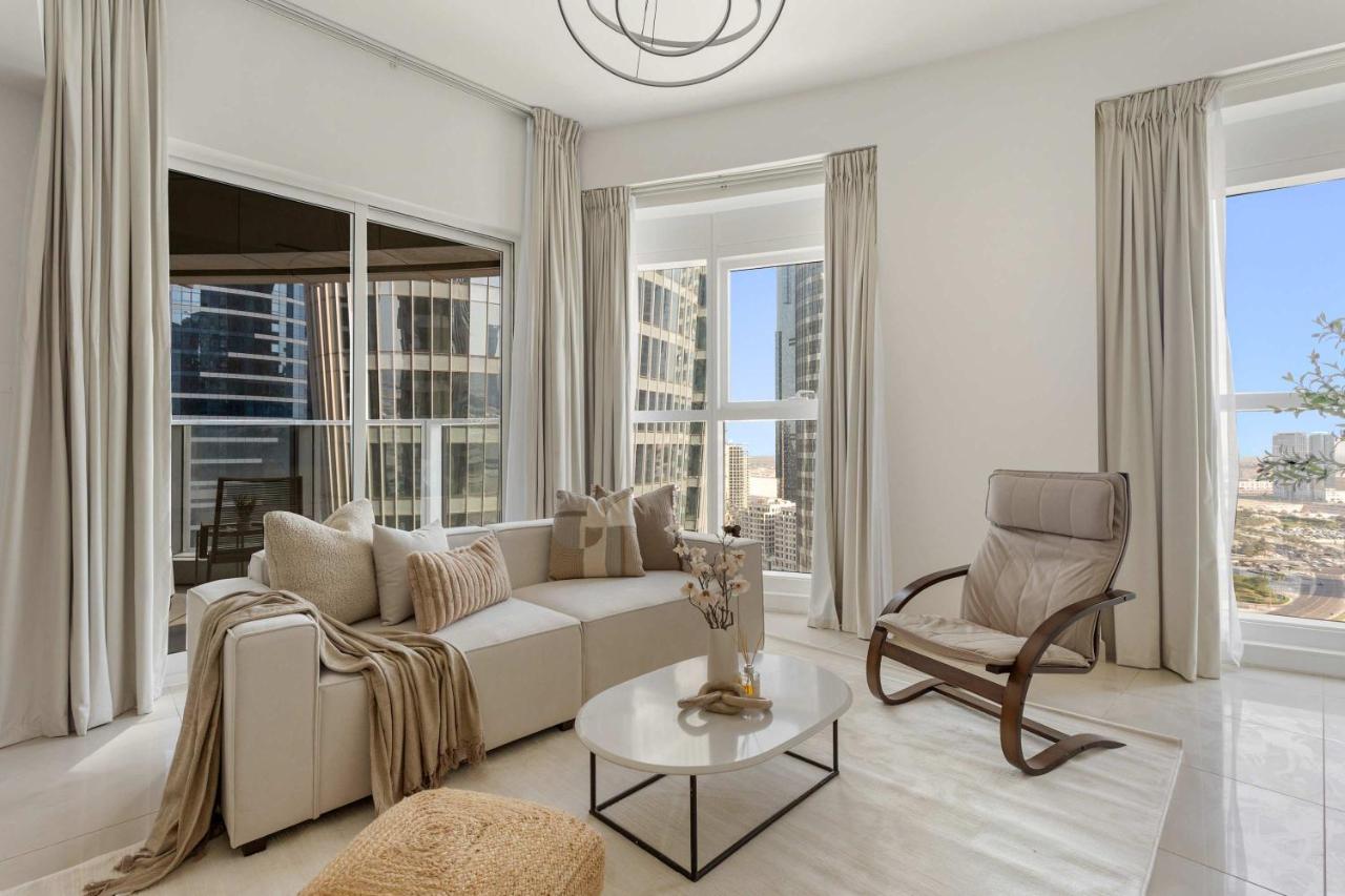 Silkhaus Vacation Homes Prestige 2BR stay in Al Reem Island