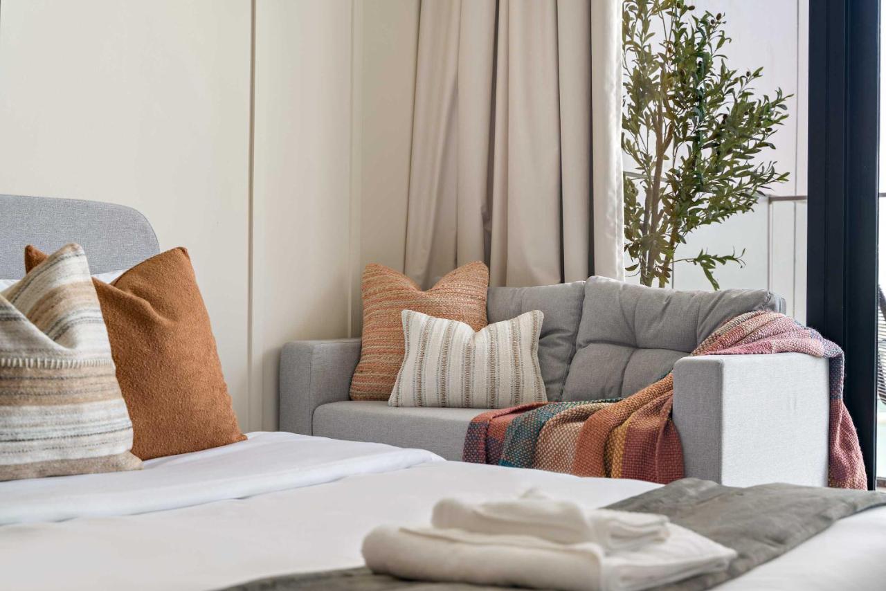 Silkhaus Vacation Homes Stylish Studio with Balcony 2 Min to ADGM in Al Maryah Vista - 3