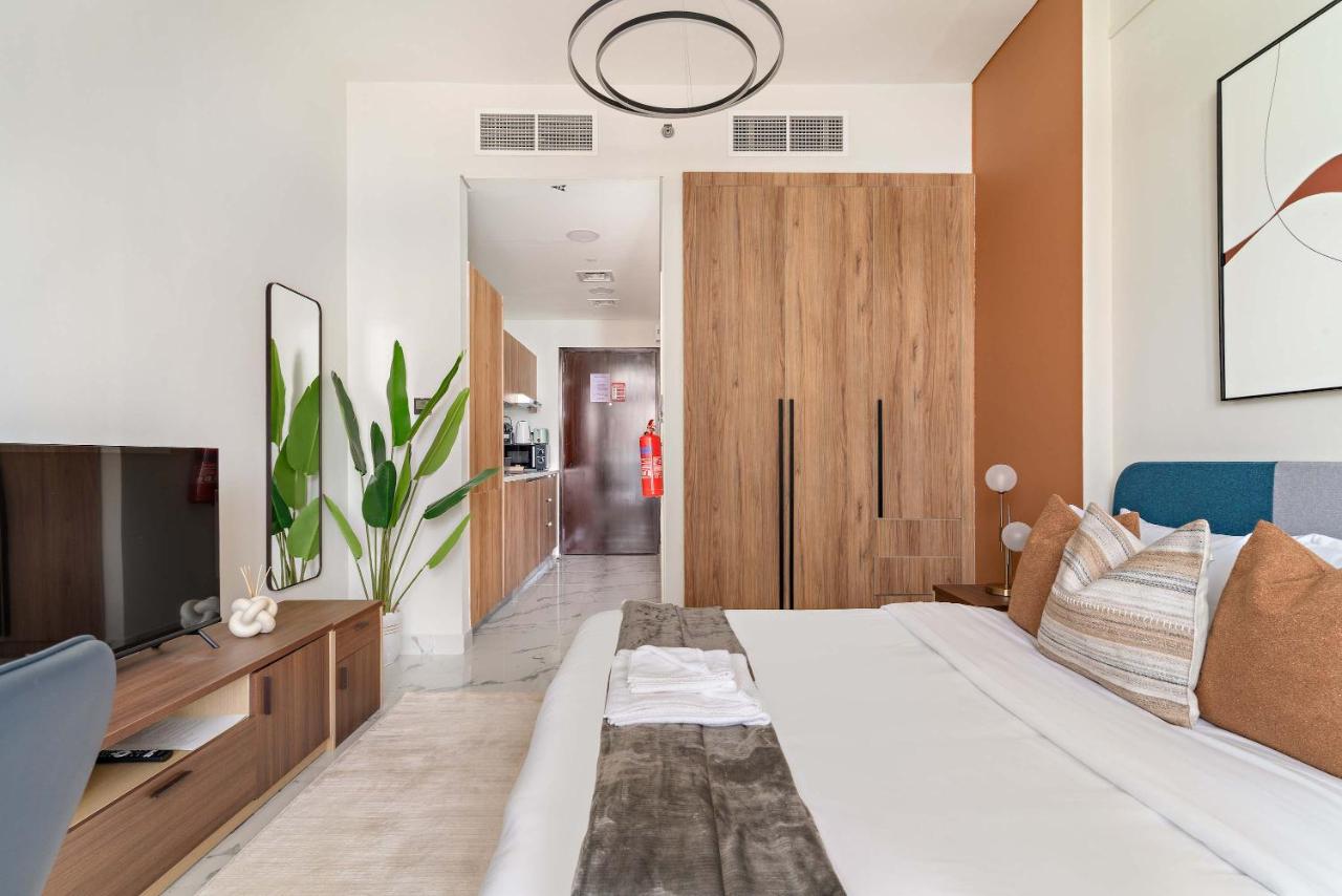 Silkhaus Vacation Homes Stylish Studio with Balcony 2 Min to ADGM in Al Maryah Vista - 5