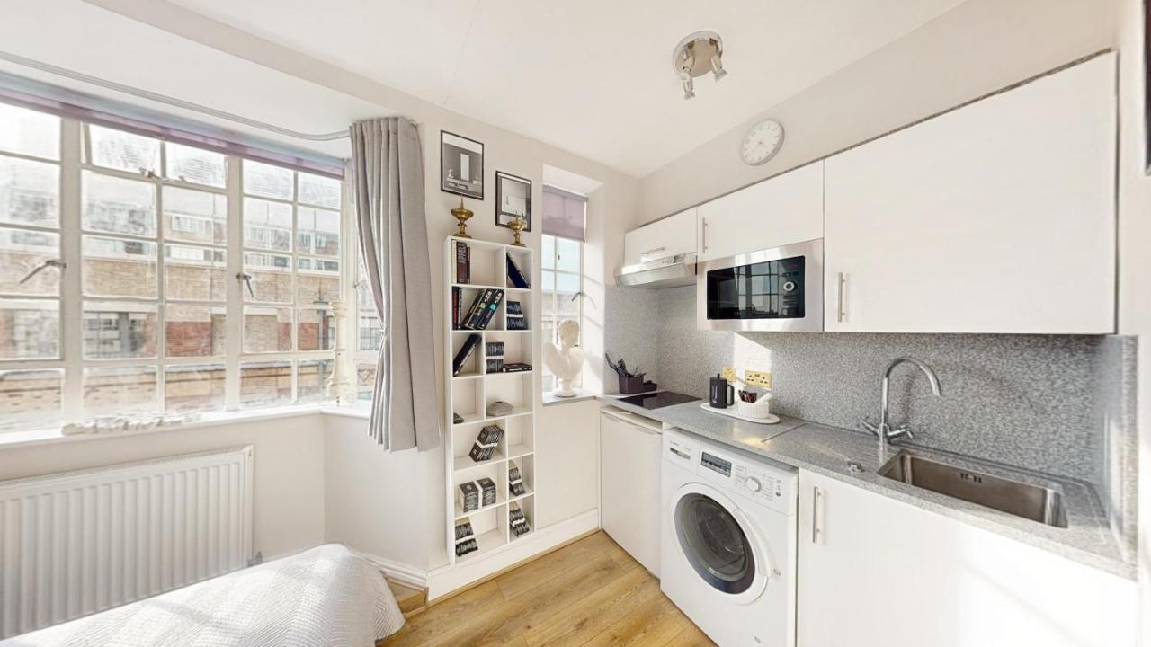 Chelsea Executive Cloisters 571 - 3