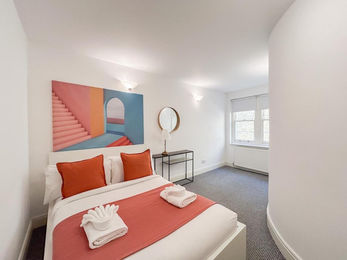 Stylish Camden Apartment C8 - 2