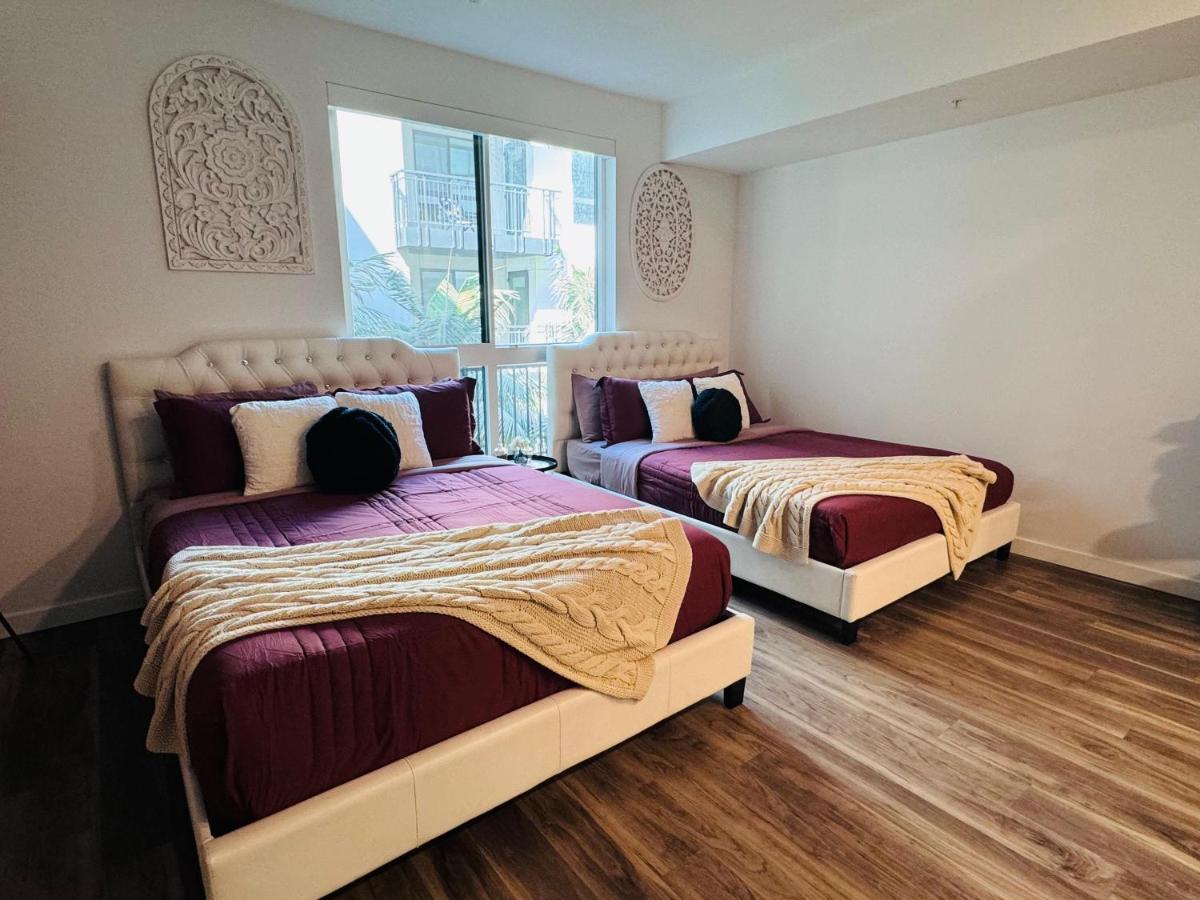 The Greatest Location in Hollywood FREE Parking