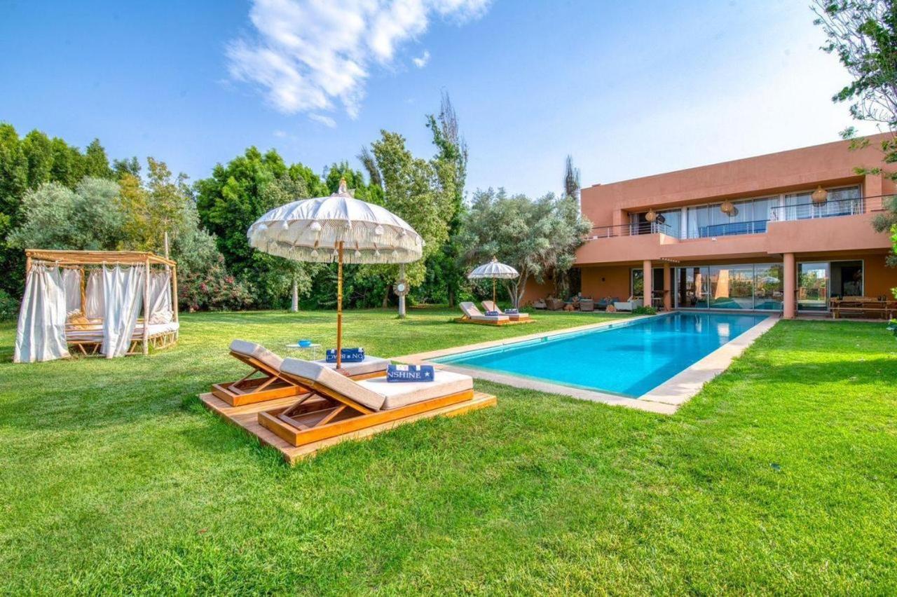 Luxury Golf Villa Al Maaden By TravelByRec