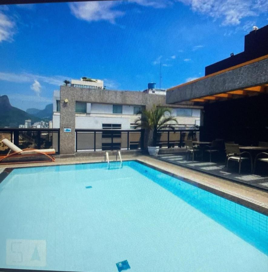 Ipanema beach view with 5star services - 5