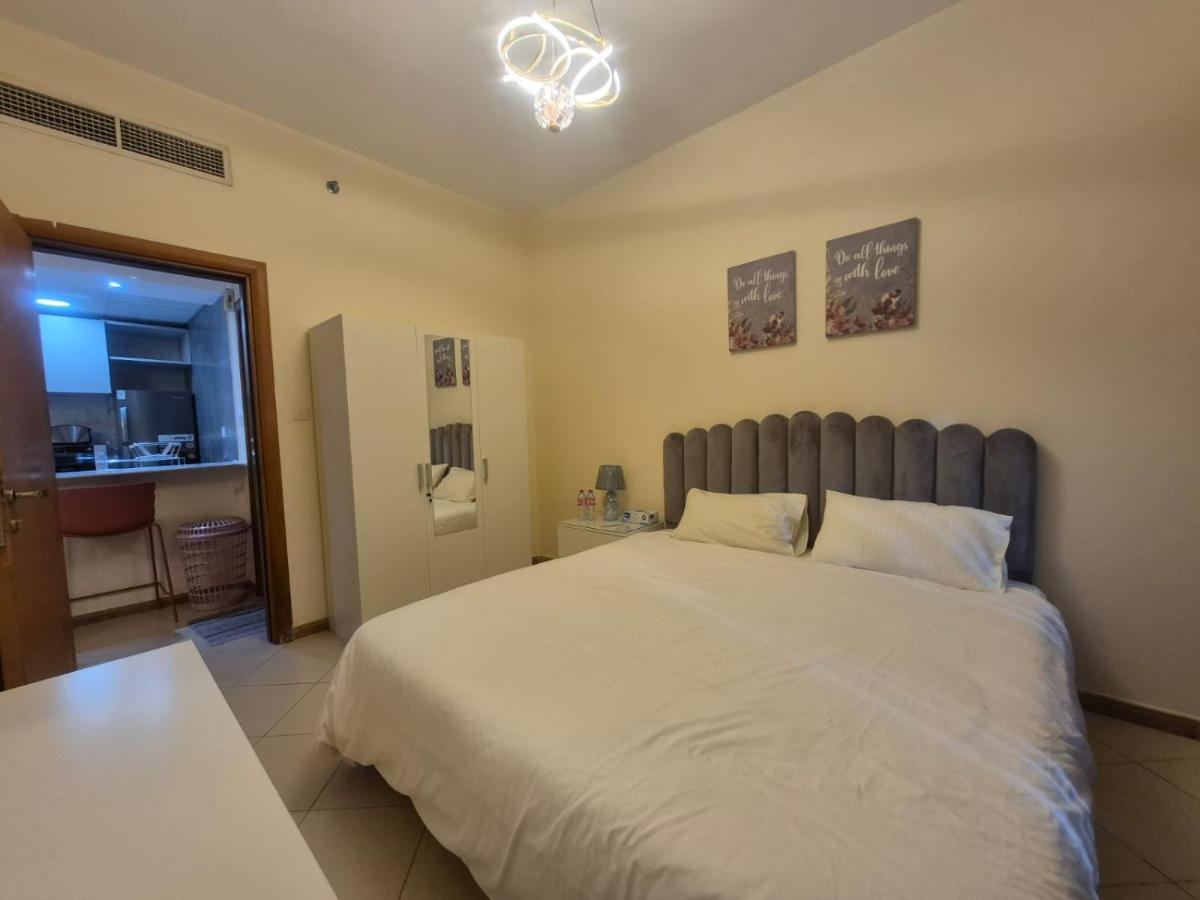 Fully Renovated and Furnished I Complete Modern Facilities I Near Metro and JBR Beach - 2