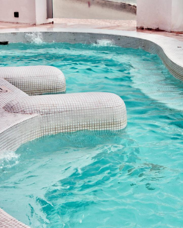 Lua Boutique Studios - 4