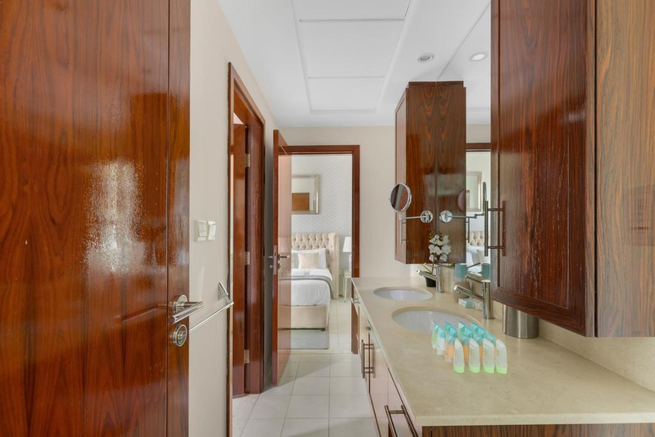 Penthouse with Burj Khalifa & fountain views - 3