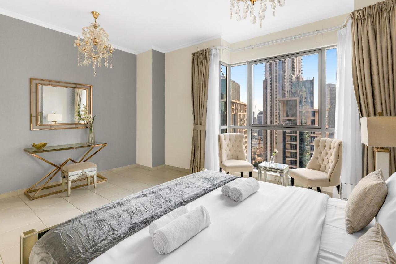 Penthouse with Burj Khalifa & fountain views - 2