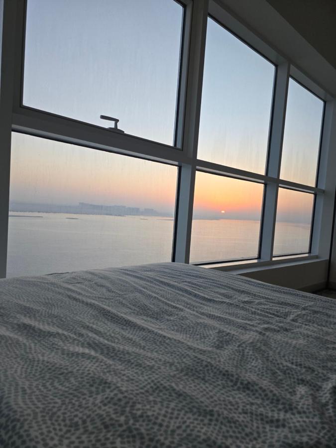 Luxurious seafront studio - 2