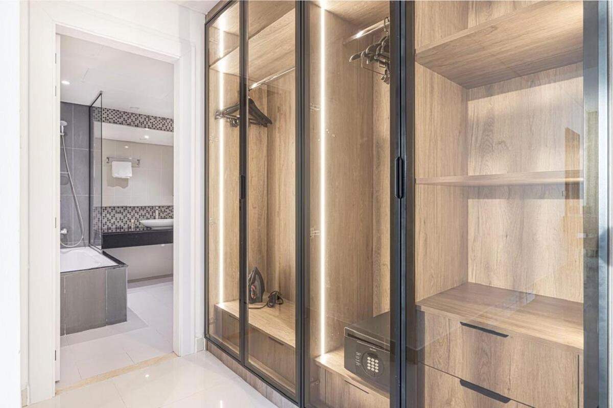 Luxury 2BR in 5star Hotel, 2 pools, Gym, Spa, Restaurants on site - 3