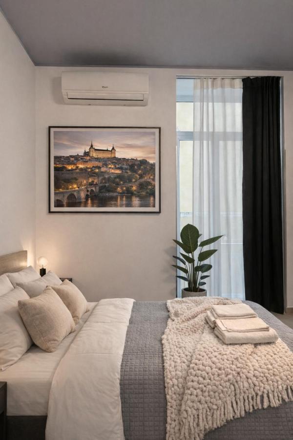 Sleep INN Toledo - SELF CHECK-IN - 2