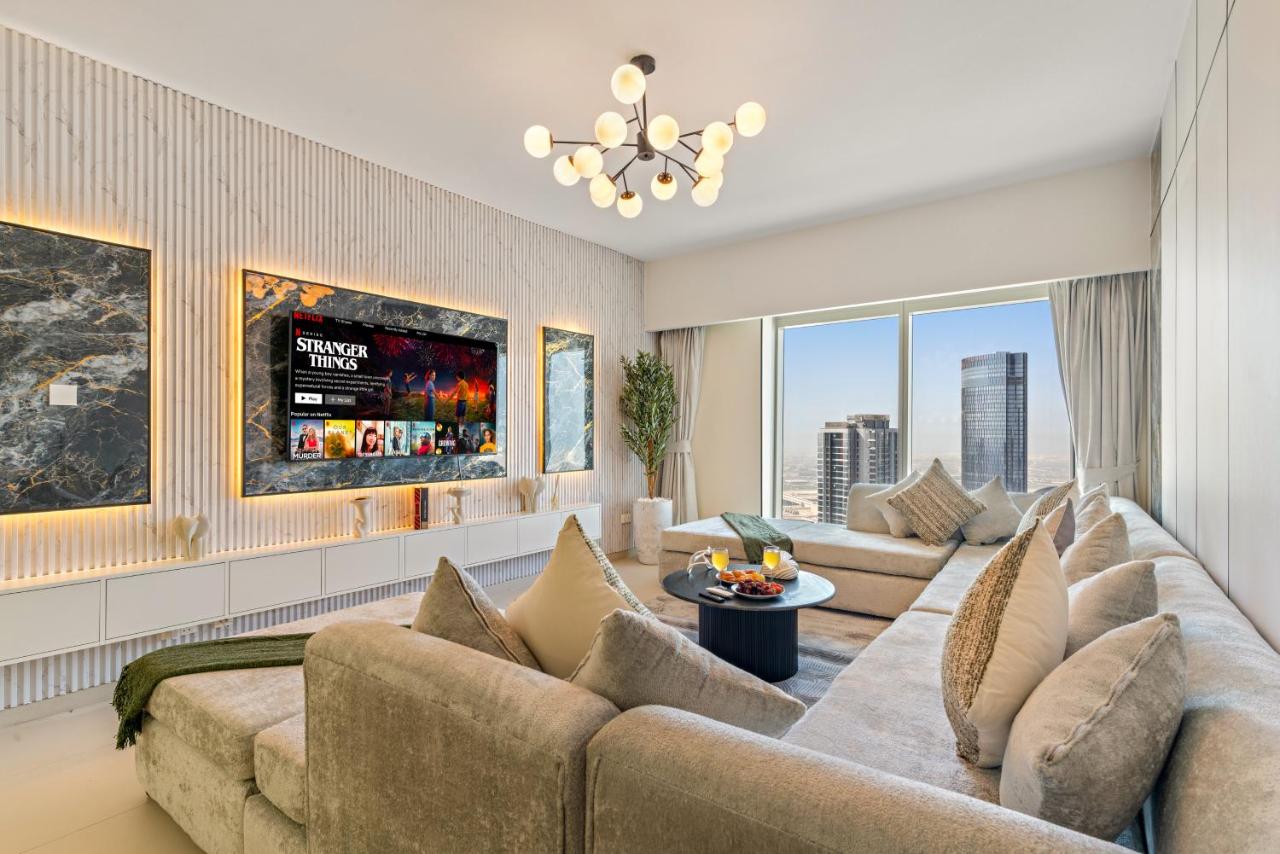 Desert Key - Gate Tower Apartments - 2