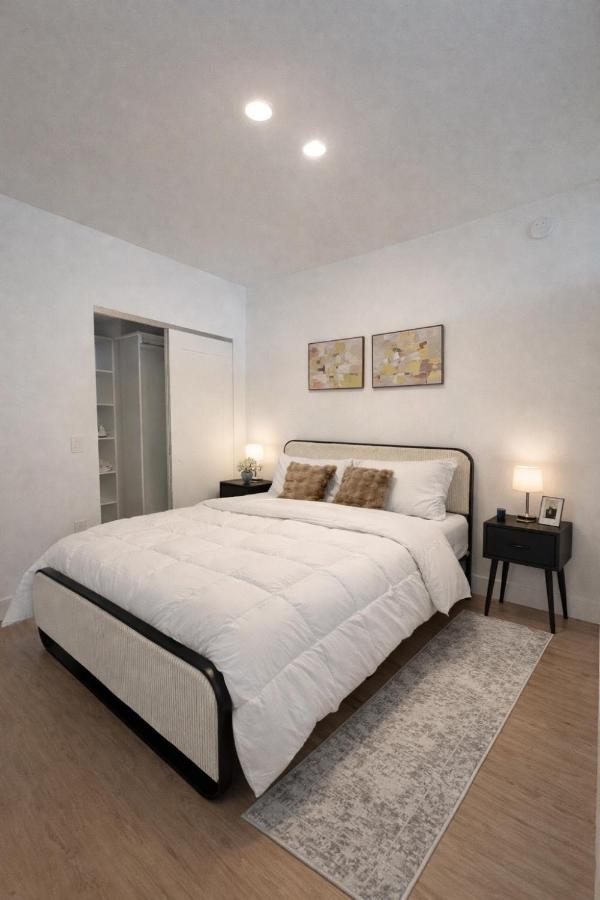 Prime Miami location - Modern Skyline Stay - 3