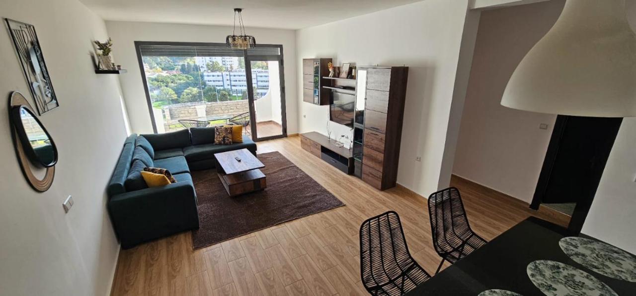 Appart Cosy Corniche Tanger - Grand Balcon et vue dégagée