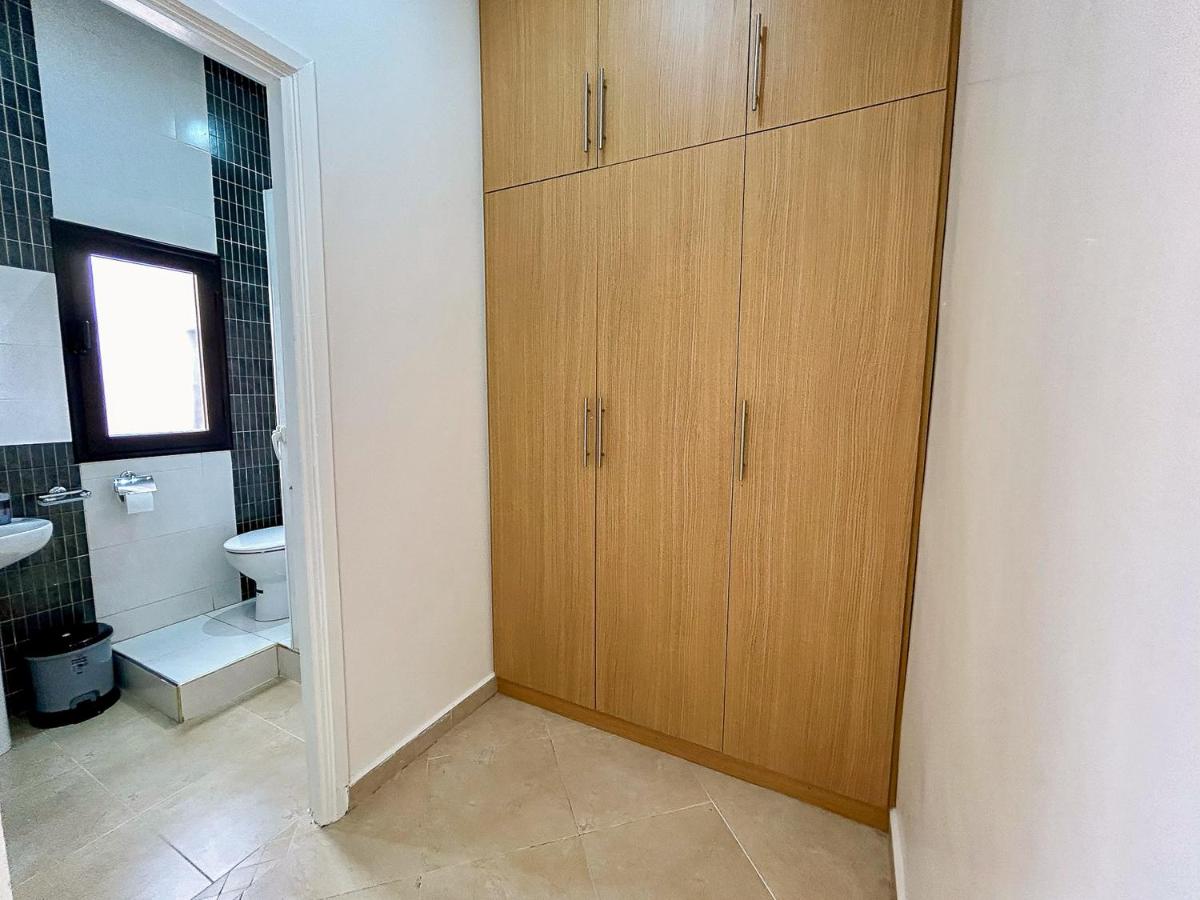 Spacious Apartment 102m2 3 Bedrooms 2 Bathrooms 8 Guests Elevator Self Check in - 3